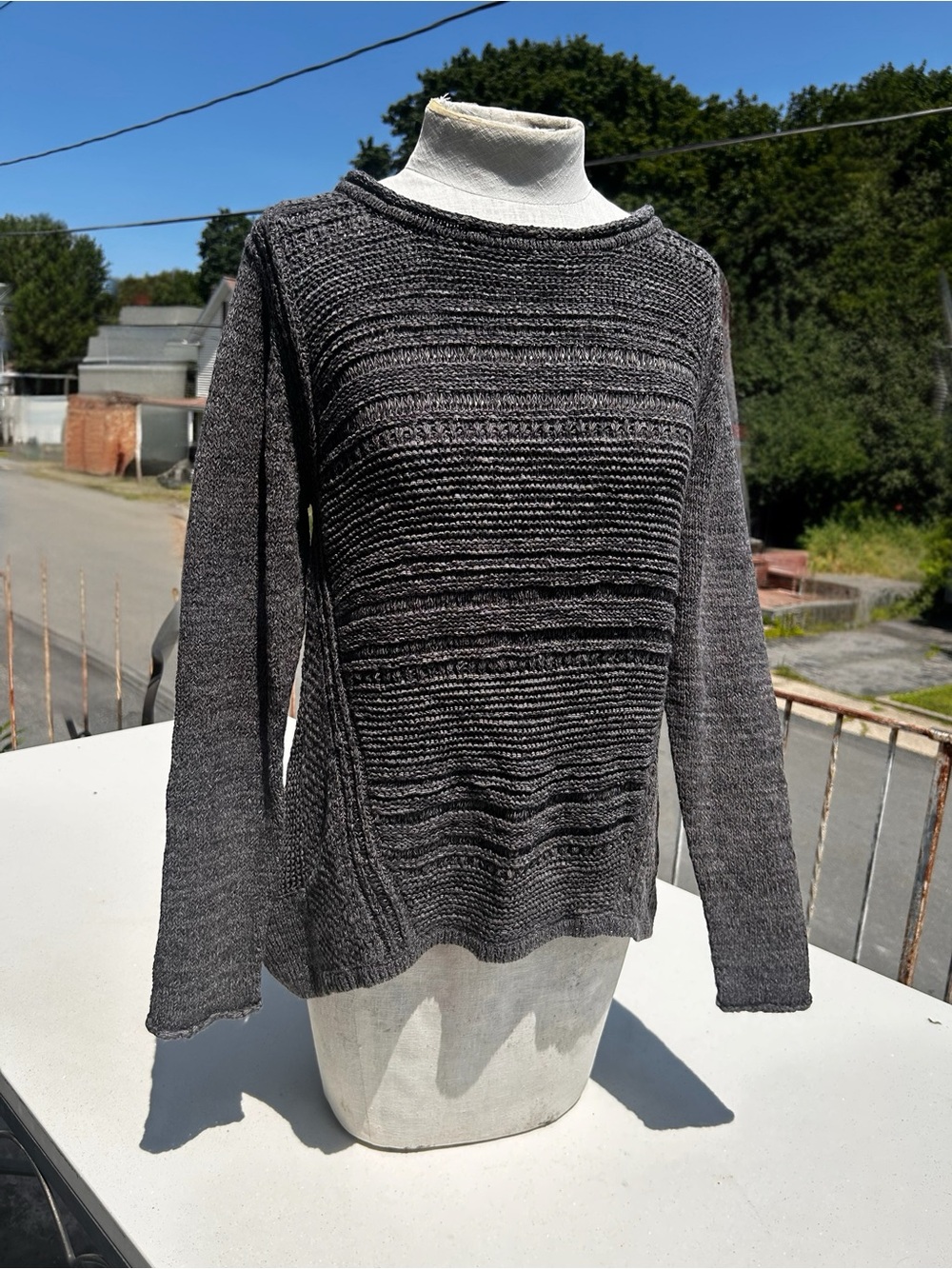 Curio New York Open Knit Pullover Gray Sweater - Size M